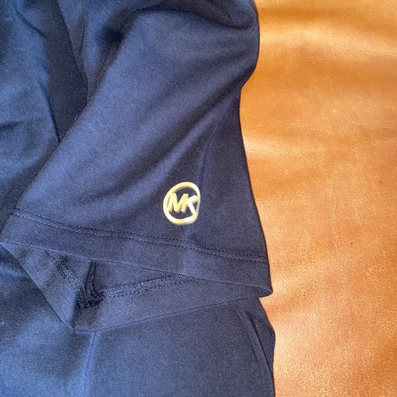 Michael Kors, med cotton pull over blk cinched gold zipper and arm - Picture 4 of 5